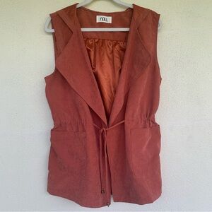 P. Cill sleeveless hoodie jacket. Rust/brick color